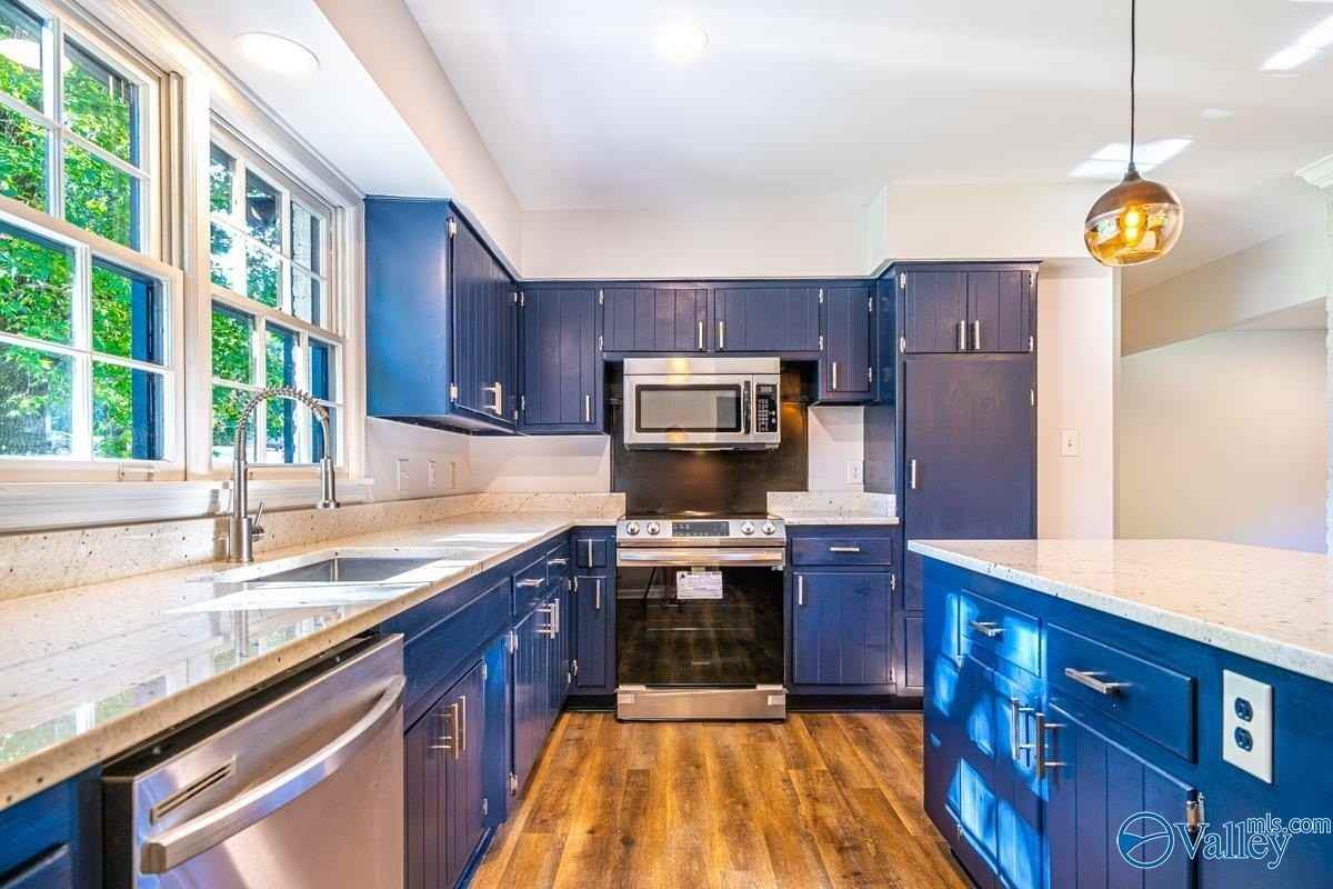 7605 Fleming Hills Dr Sw - Photo 4 of 40