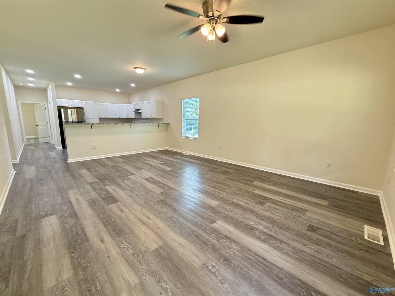 1582 Hobbs Island Rd Se - Photo 3 of 27