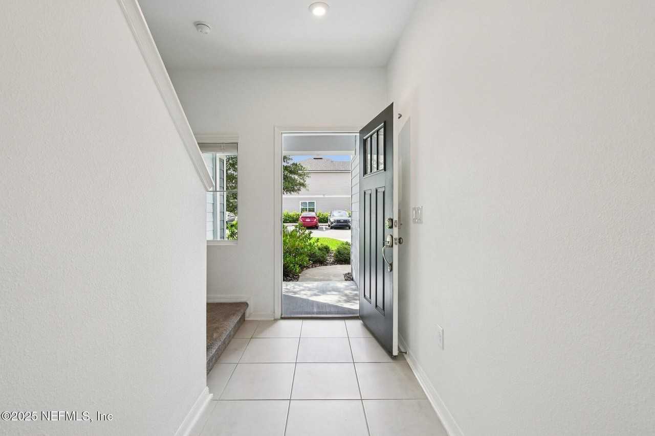 277 Henry's Bluff Place - Photo 5 of 50