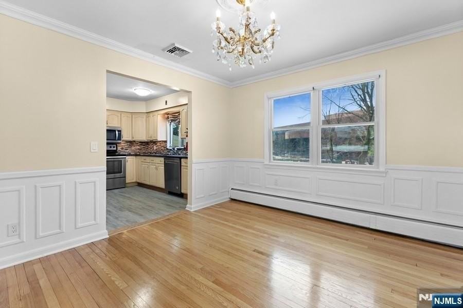 234 Totowa Rd - Photo 5 of 17