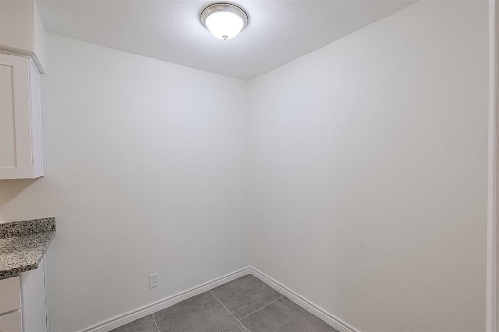 5055 Ridglea Ln #1105 - Photo 7 of 11