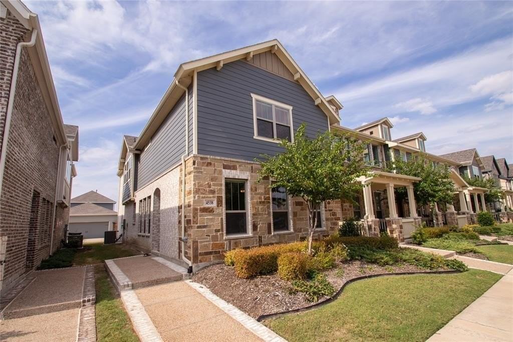 4538 Cypress Thorn Dr