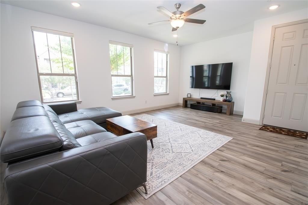 4538 Cypress Thorn Dr - Photo 5 of 18