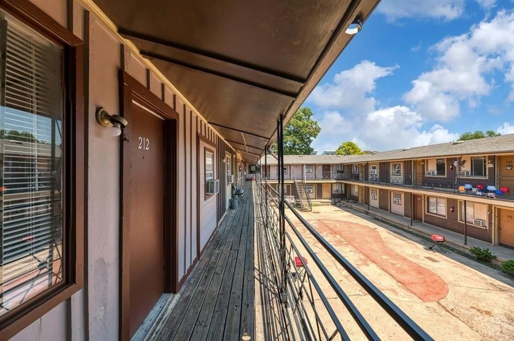 5315 Columbia Avenue #212 - Photo 4 of 16