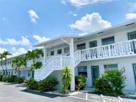 featured image of 6550 Winfield Blvd #105