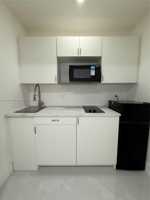 featured image of 1310 Nw 41st St #1310