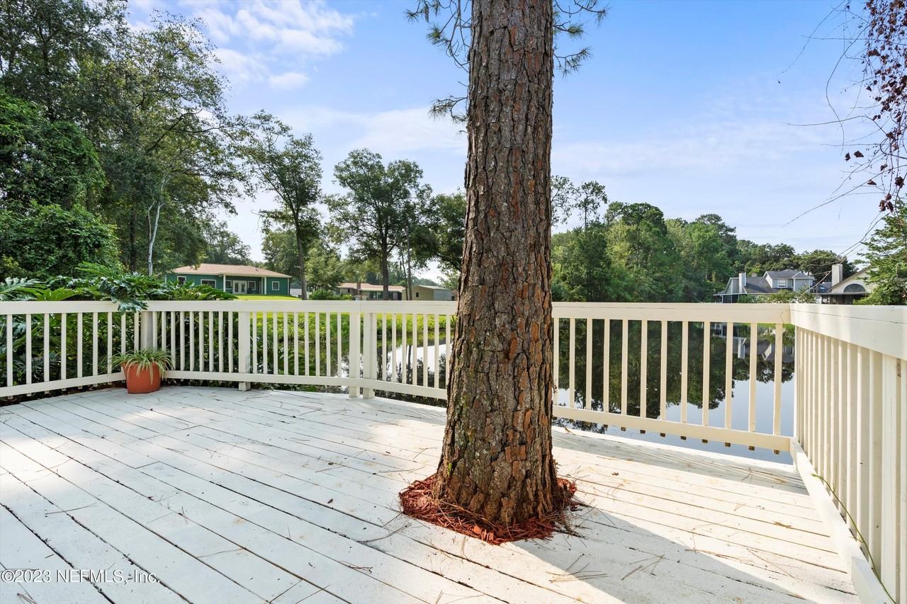 10538 Broomsedge Ct - Photo 2 of 25