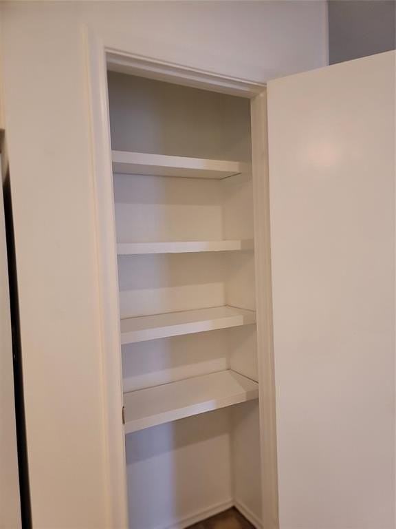 7022 Kingsbury Drive - Photo 6 of 18