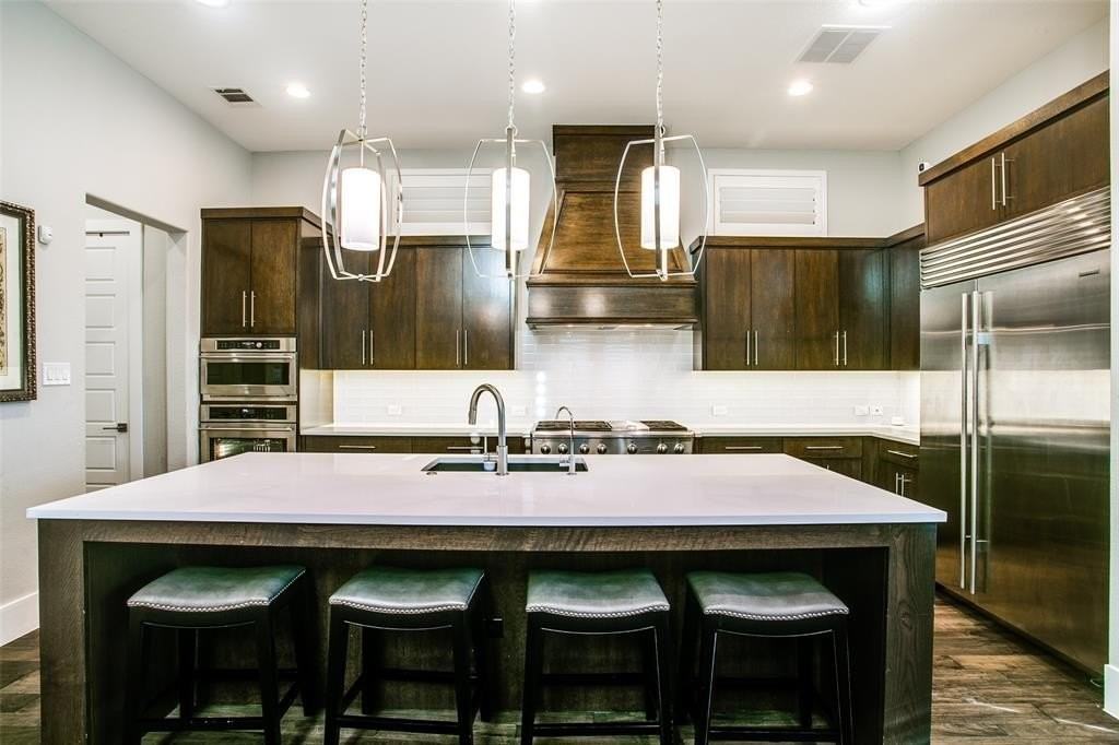 6125 Preserve Dr - Photo 5 of 25