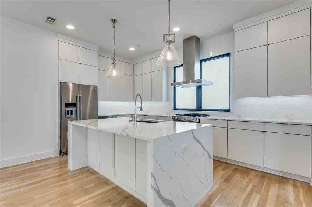 2703 Kimsey Dr #101 - Photo 6 of 27