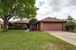 featured image of 8966 Hialeah Cir S