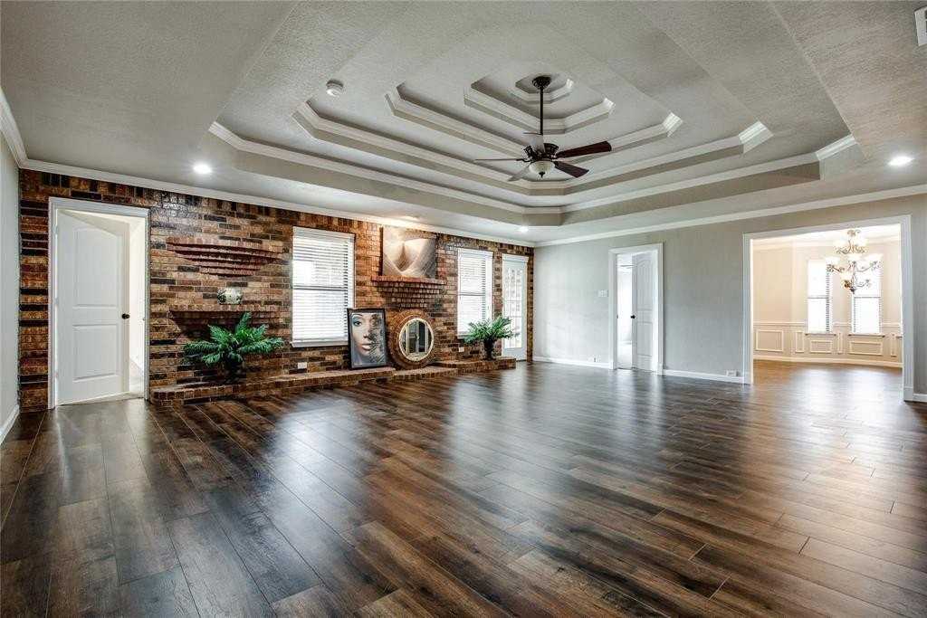 8966 Hialeah Cir S - Photo 5 of 24