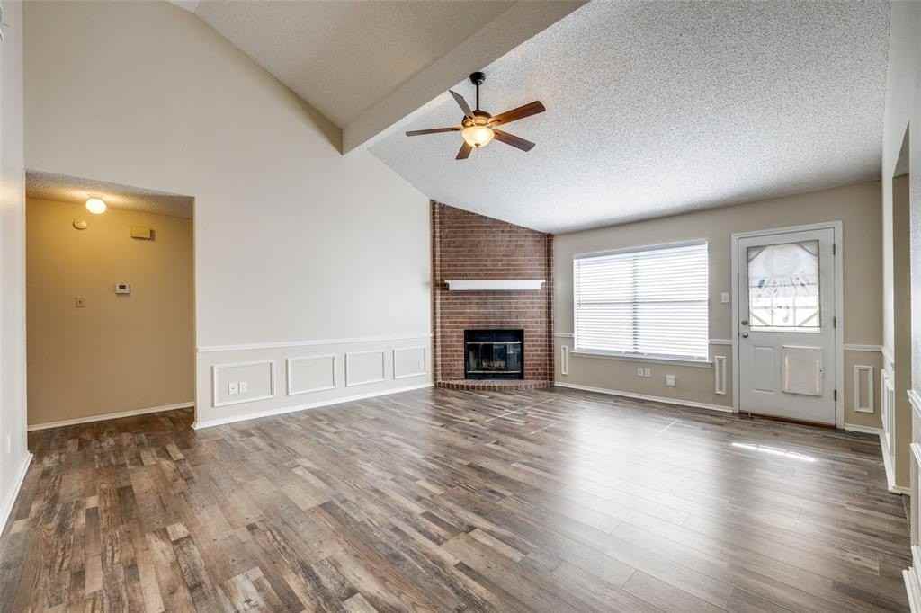 5307 Cody Dr - Photo 2 of 25