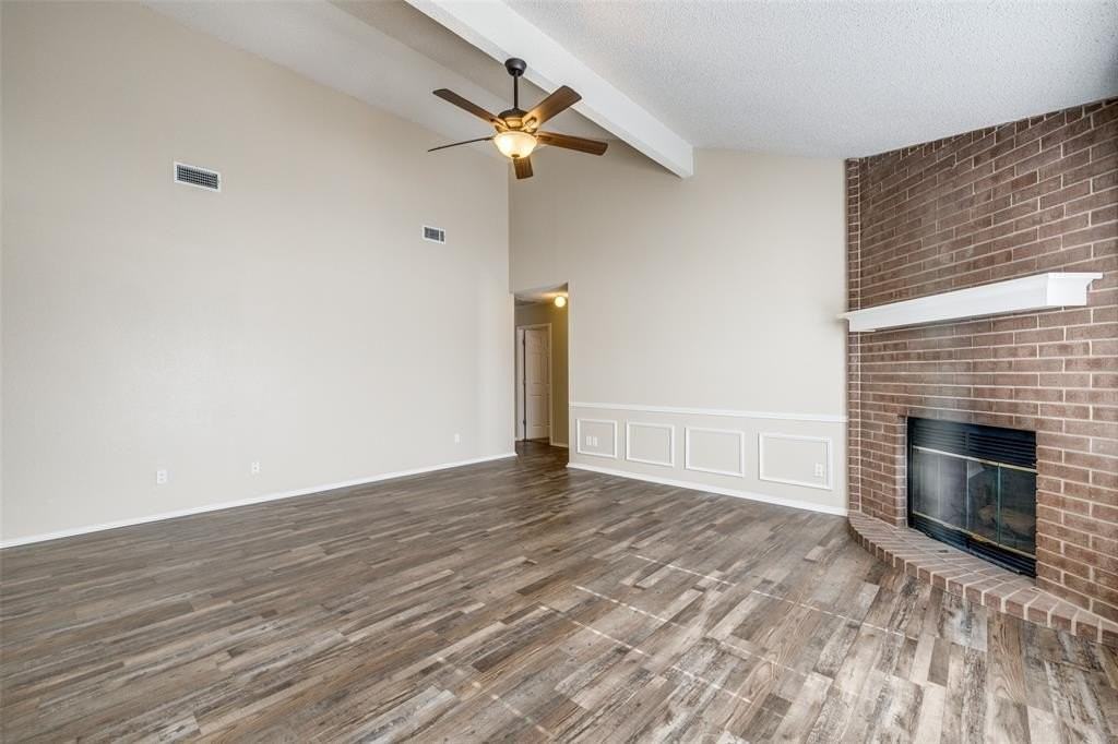 5307 Cody Dr - Photo 3 of 25