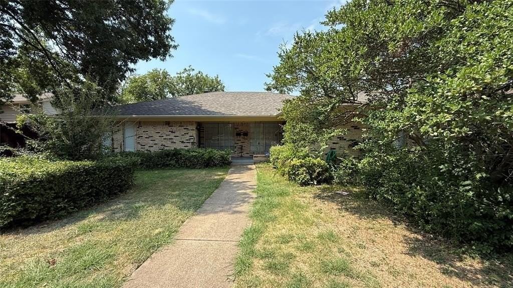 8347 Lullwater Drive