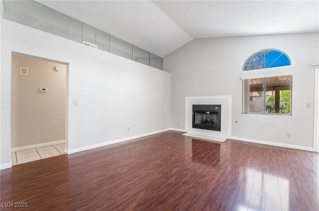 1324 Sun Point Dr - Photo 7 of 38