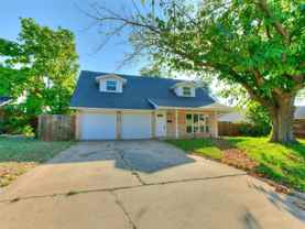 2913 Woodview Dr - Photo 1 of 1