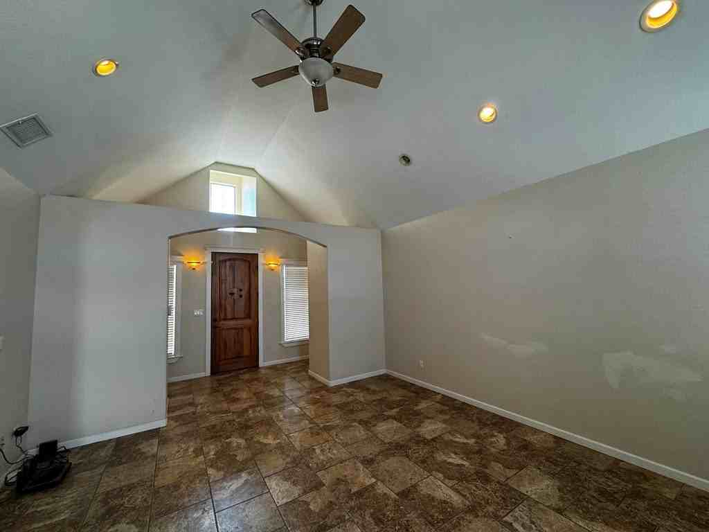 1501 Pueblo - Photo 2 of 22