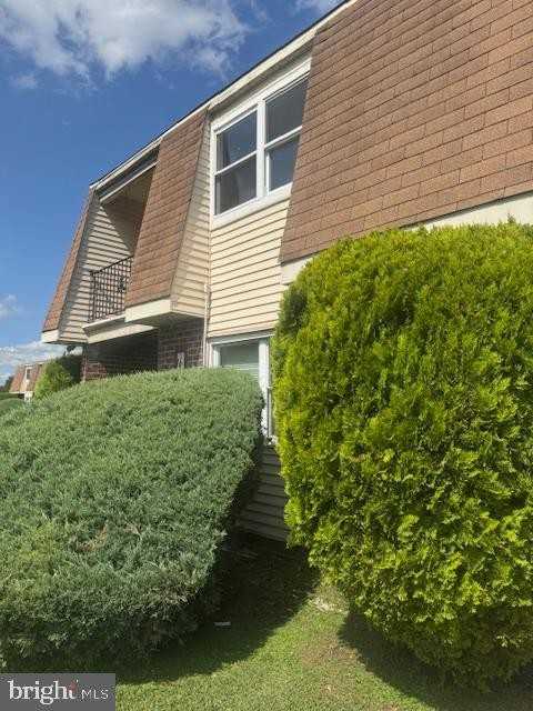 29 Florence Tollgate Pl - Photo 3 of 32