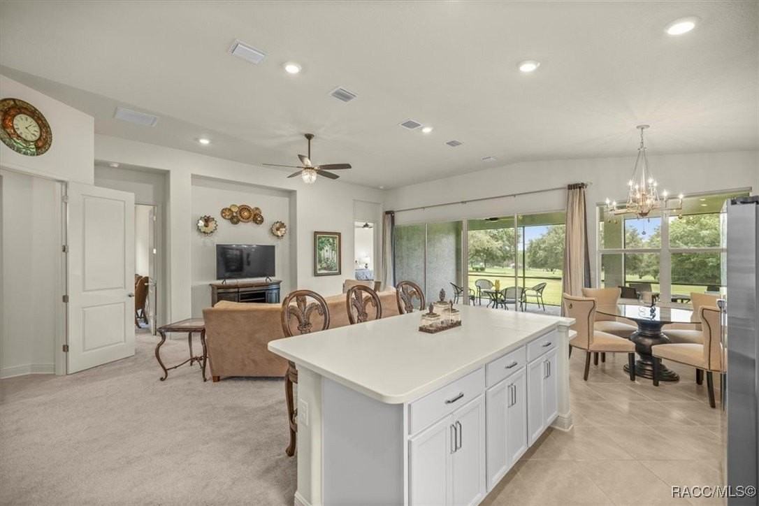 2443 N Andrea Pt - Photo 7 of 39