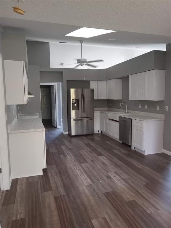 108 Greentree Ln - Photo 2 of 17