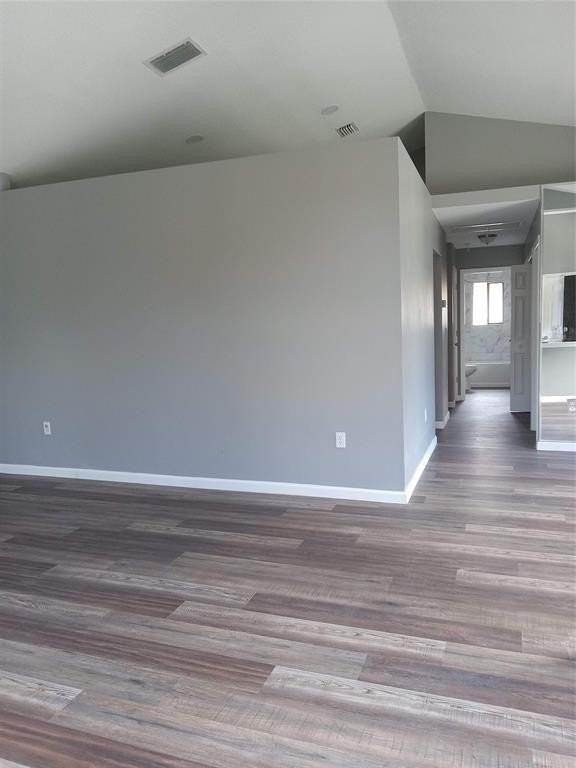 108 Greentree Ln - Photo 5 of 17