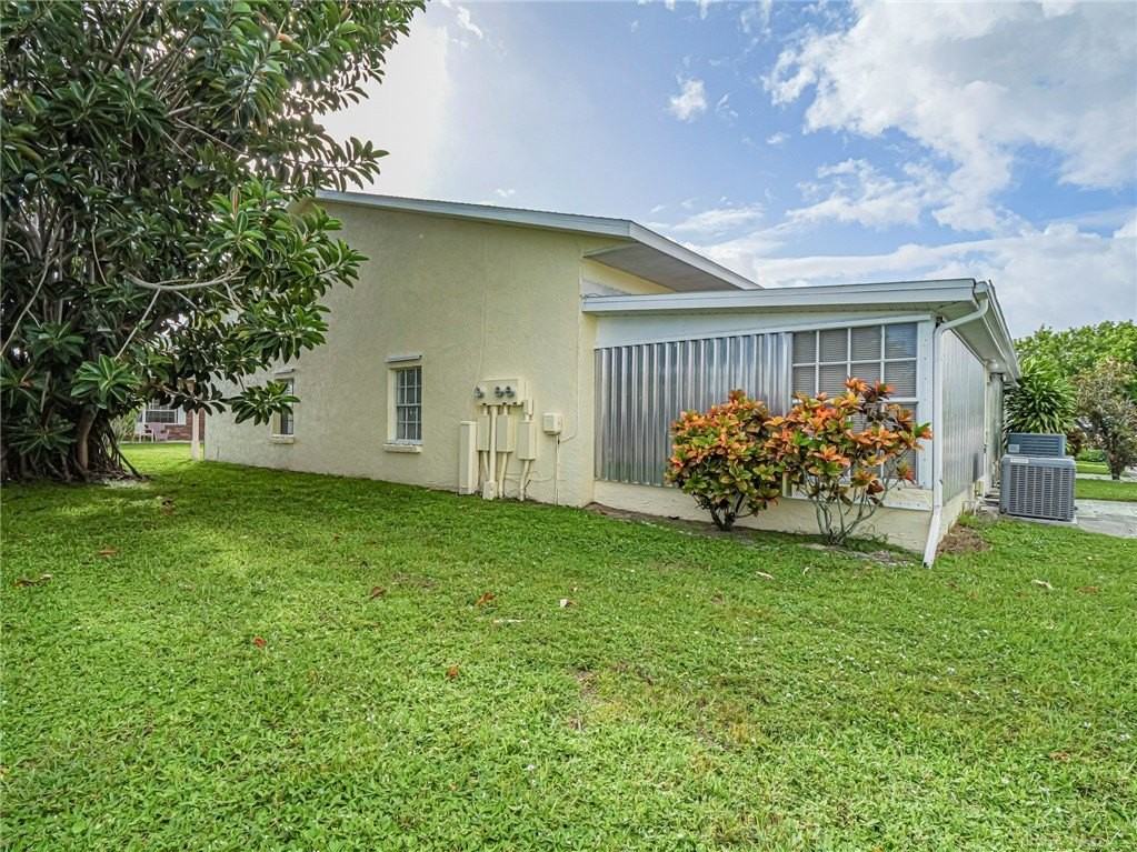 8520 Us Highway 1 Apt H12 #H12 - Photo 6 of 35