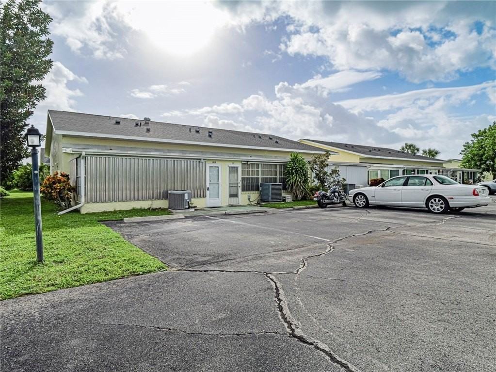 8520 Us Highway 1 Apt H12 #H12 - Photo 7 of 35