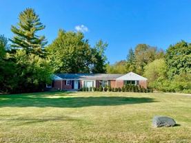 6040 Old Orchard Dr - Photo 1 of 1
