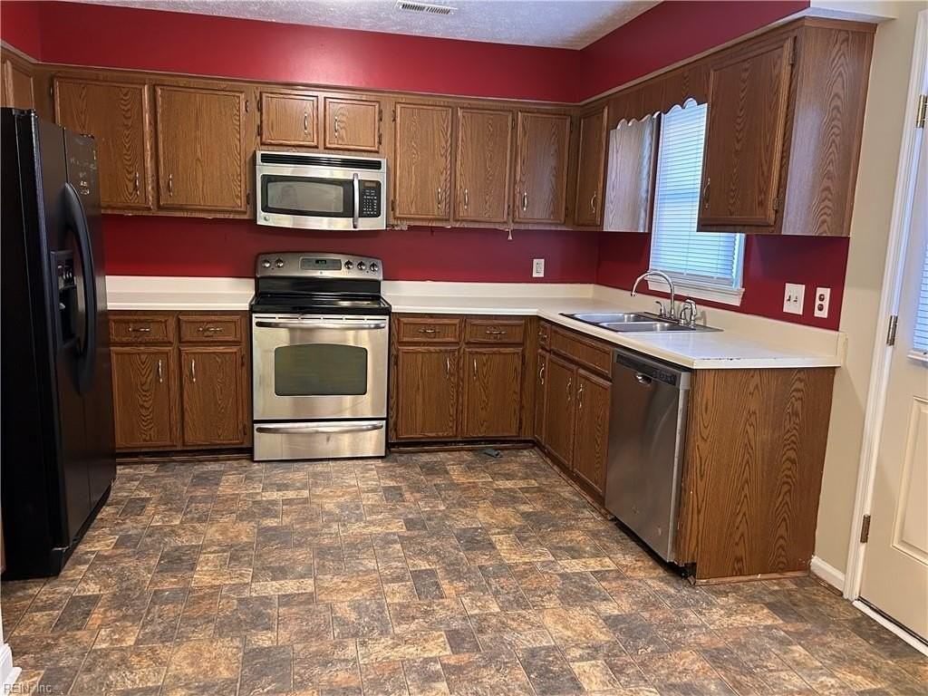 245 Loch Cir - Photo 6 of 10