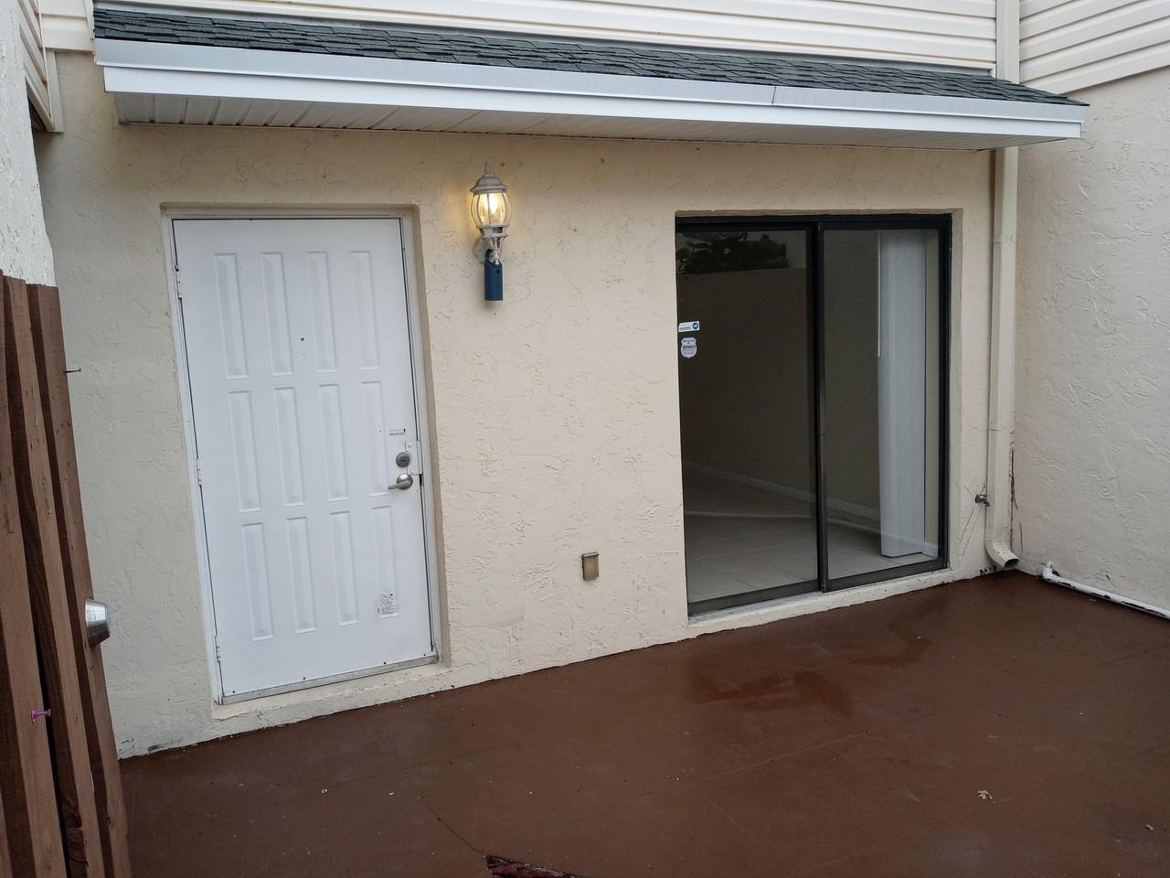 643 Executive Center Dr #Q108 - Photo 5 of 7