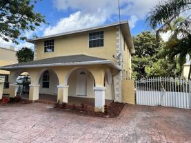 423 Sw 7th St - Photo 1 of 1