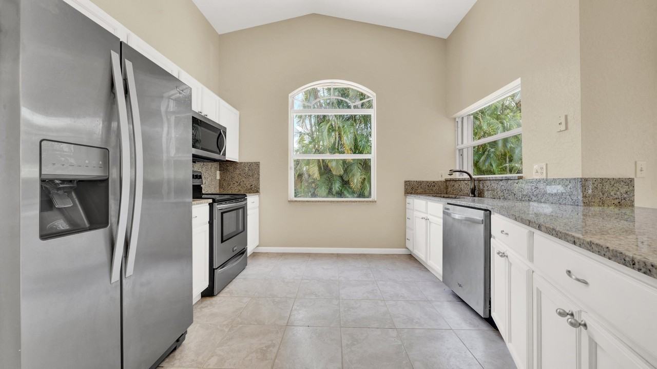 13255 Royale Sabal Ct - Photo 6 of 50