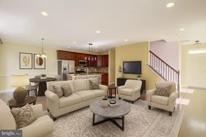 featured image of 101 Pearce Ln