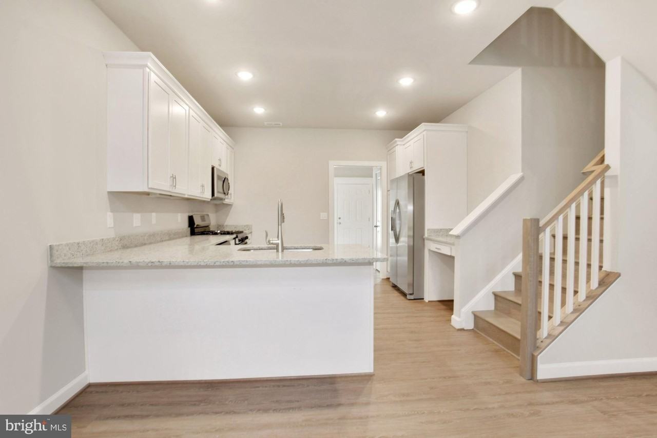 5606 Finley Rose Ct - Photo 4 of 23