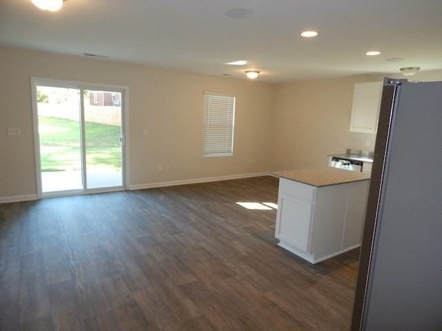 247 Wimbledon Way - Photo 6 of 29