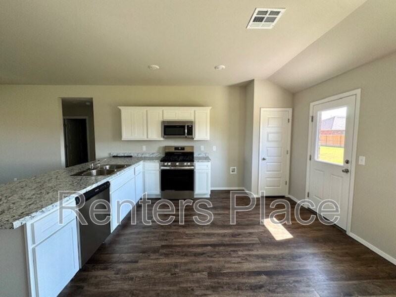 8516 E 164th St S - Photo 5 of 15