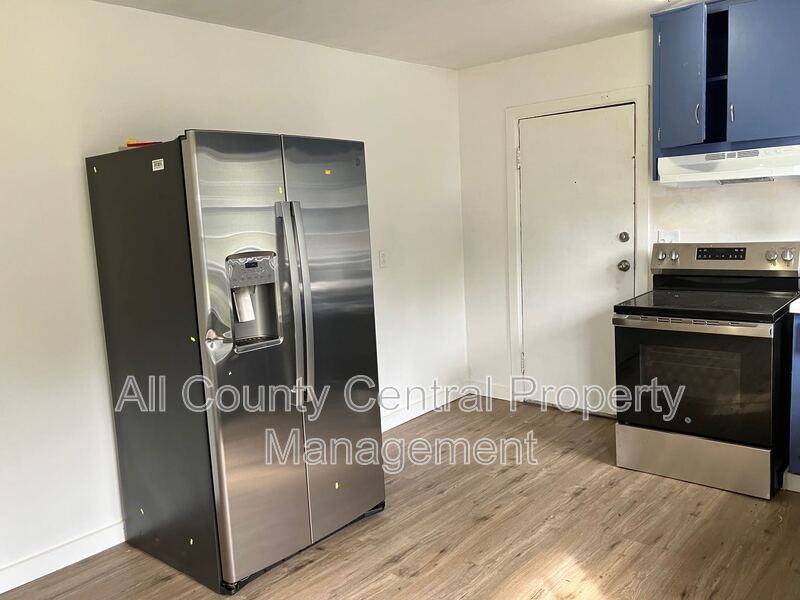 2304 Eufaula Ave - Photo 6 of 10