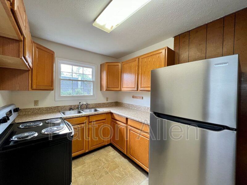 26 Pine Lane - Photo 7 of 28