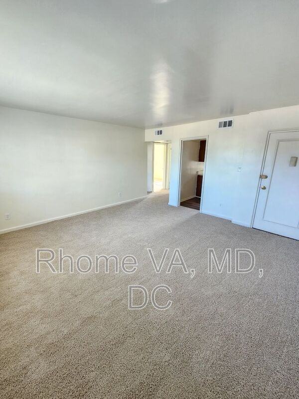 6192 Greenwood Dr #202 - Photo 4 of 17