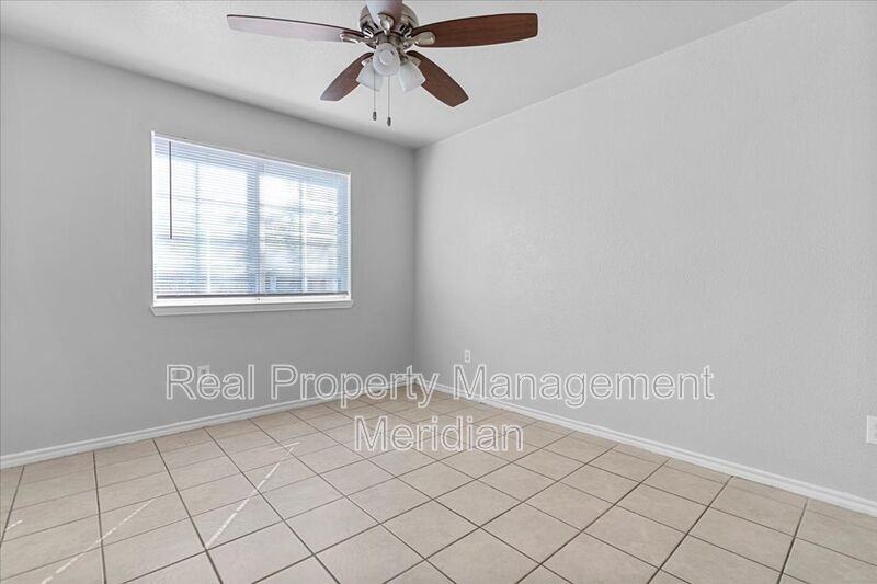 1920 Saint Louis Ave - Photo 6 of 20