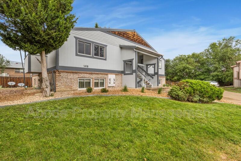 1418 Emery Ct #2 - Photo 2 of 17