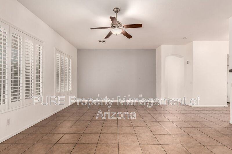 2221 E Indian Wells Dr - Photo 4 of 27