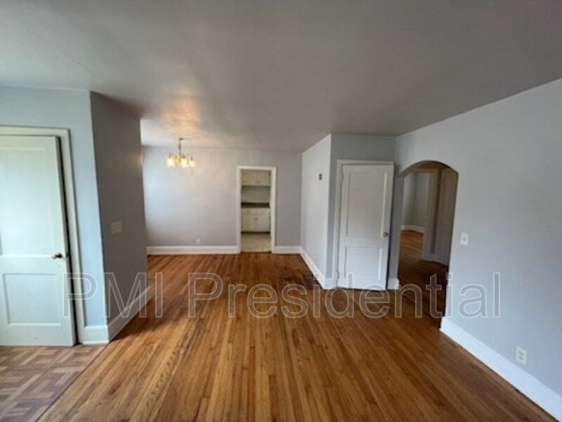 3314 Granby St - Photo 4 of 10