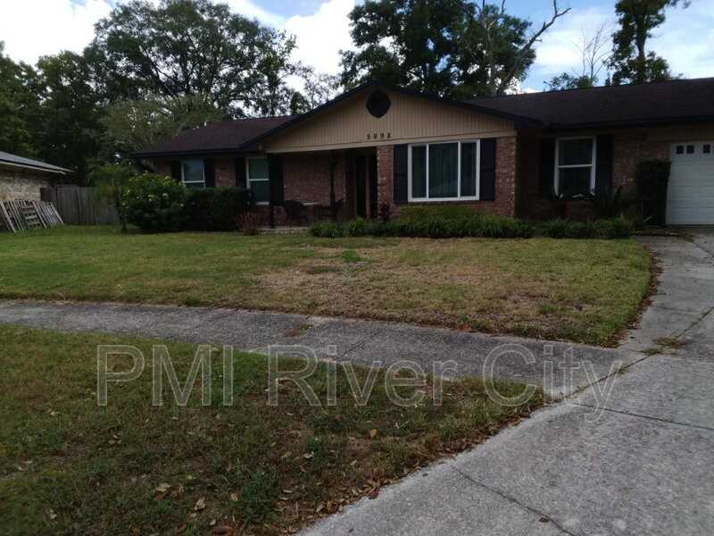 5998 Greenwillow Lane South - Photo 2 of 24