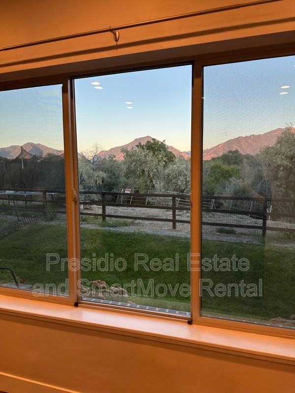 4137 Southeast - Photo 2 of 16