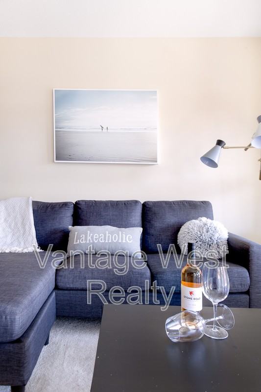 1001 Sunset Dr - Photo 6 of 18