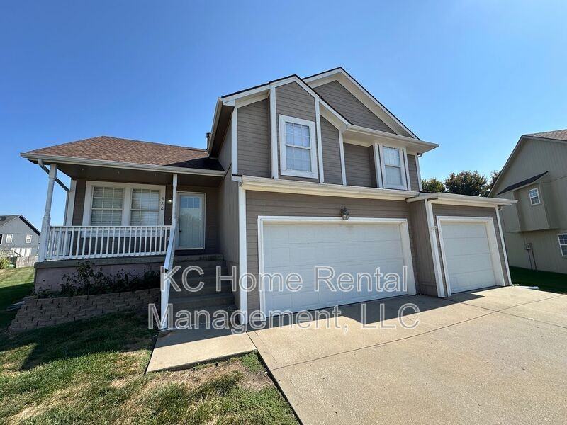 826 Se 13th Ter - Photo 3 of 45
