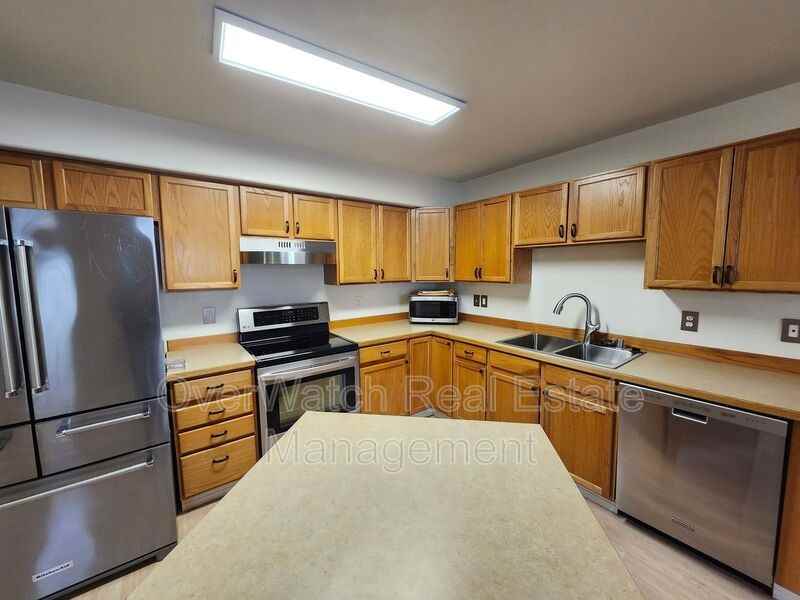 7428 Meadow St #7G - Photo 3 of 13