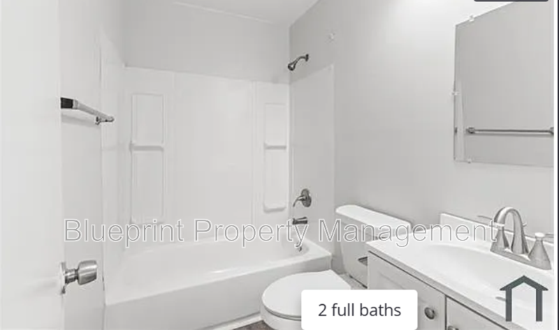 3120 24th St N - Photo 5 of 10